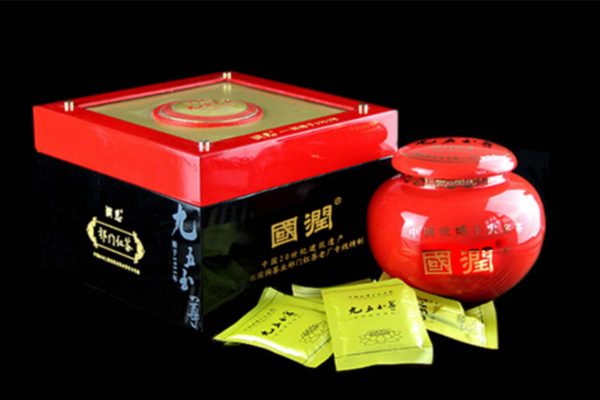 Luxurious Premium Chinese Tea Gift Box Set – Longevity Jin Jun Mei Tea  Leaves from Wuyi Mountain Fujian Province House Warming Mooncake Festival  Gift 金骏眉中国武夷山福建省顶级茶叶礼盒, Food & Drinks, Beverages on Carousell
